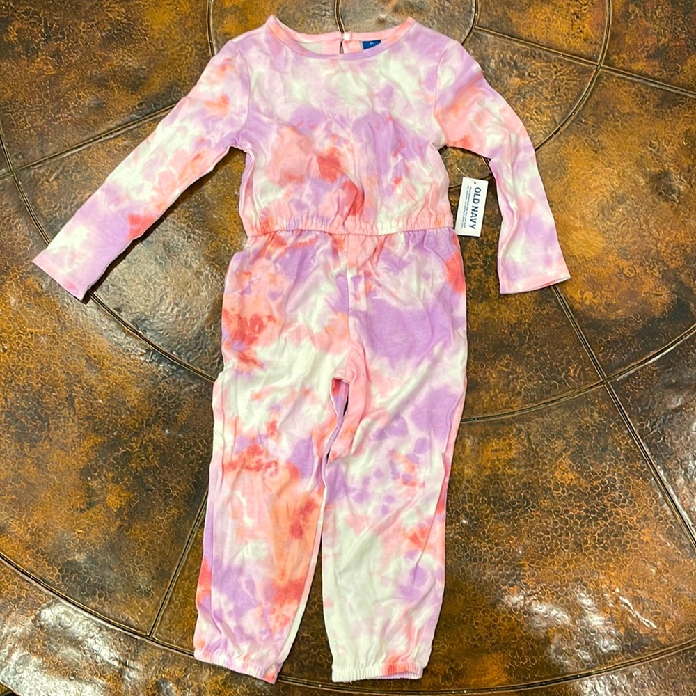 Girls Old Navy 3T romper. Pink and purple